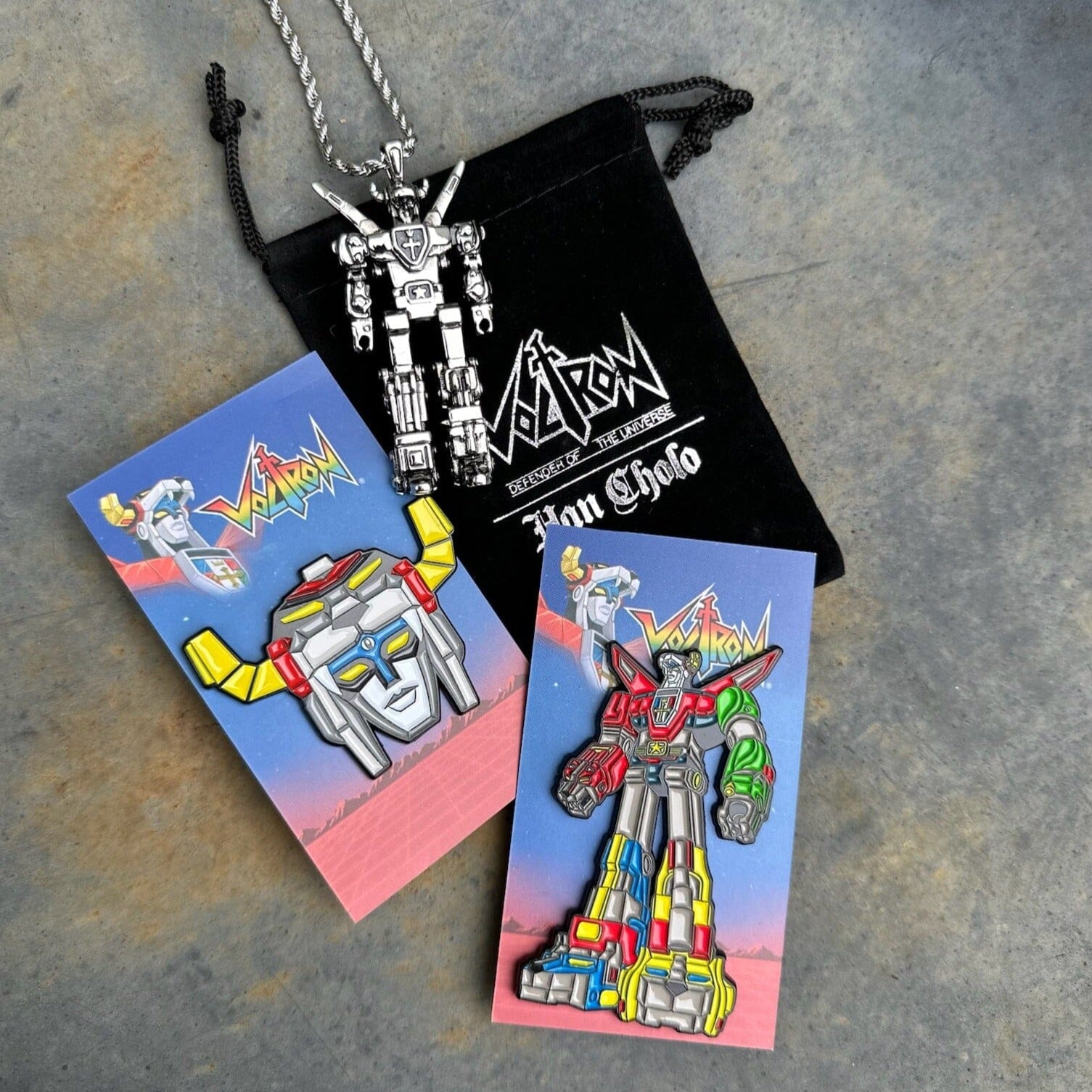 Voltron Defender of the Universe Full Body Enamel Pin Enamel Pin Voltron Classic