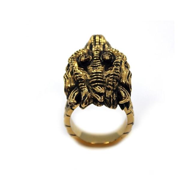 back angle of the Dragon Ring in gold from the han cholo fantasy collection