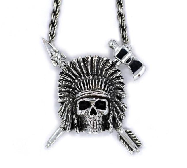 front of the Indian Chief Necklace in silver from the han cholo skulls collection
