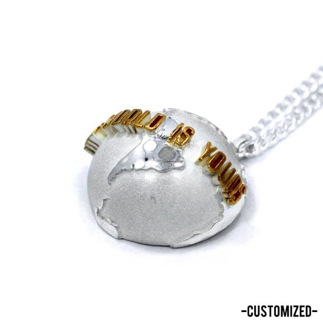 The World Is Yours Pendant Pm Necklaces