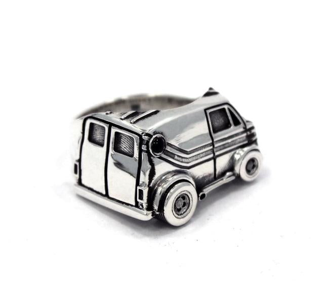 right angle of The Van Damn Ring in silver form the han cholo cruising collection
