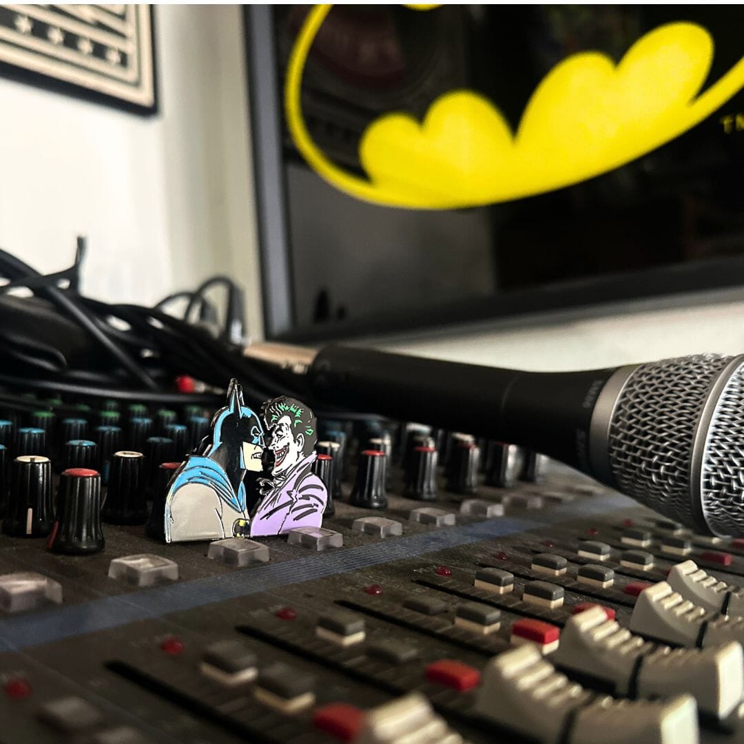 BATMAN FACEOFF ENAMEL PIN Enamel Pin Batman Core 