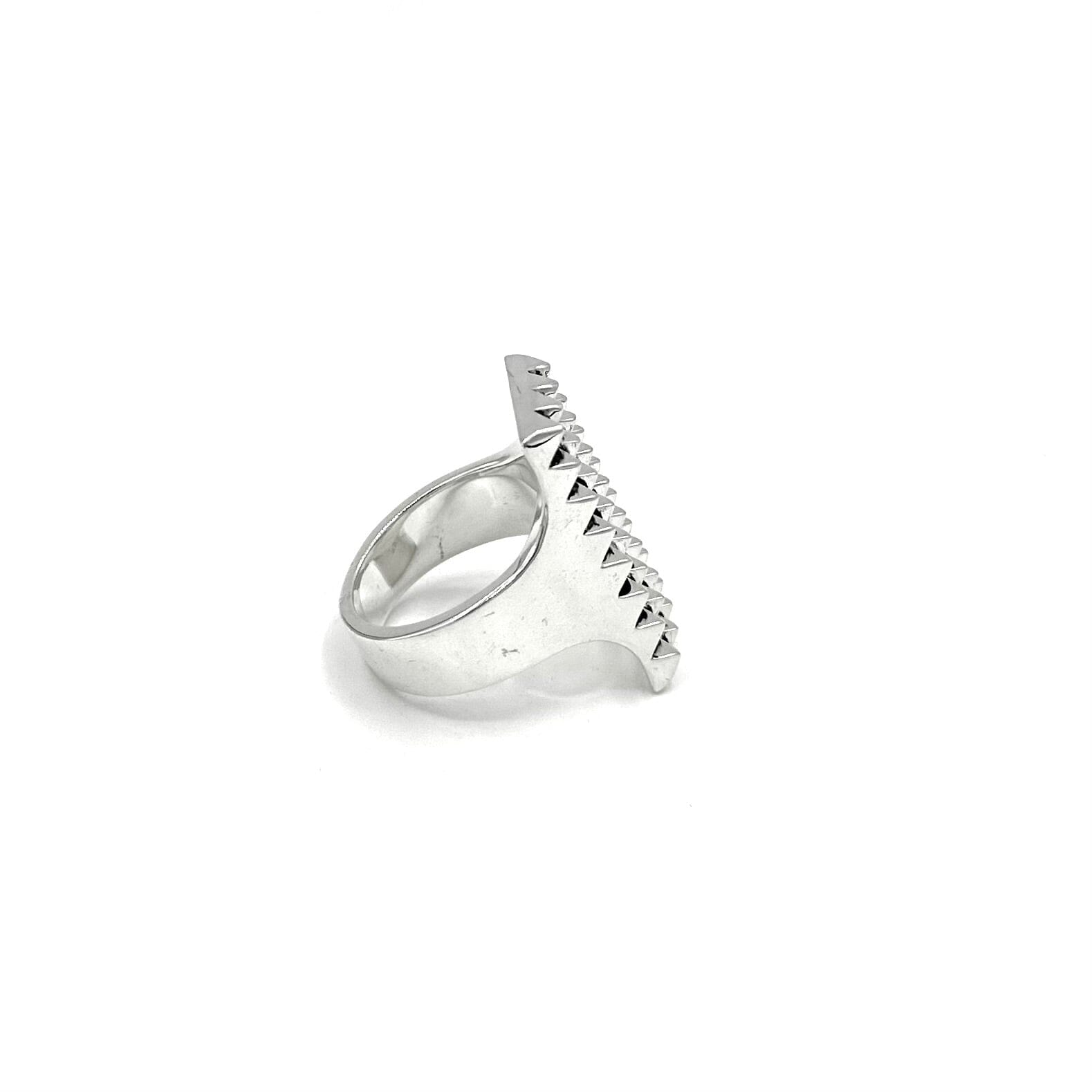 Beater Ring pm rings Precious Metals 