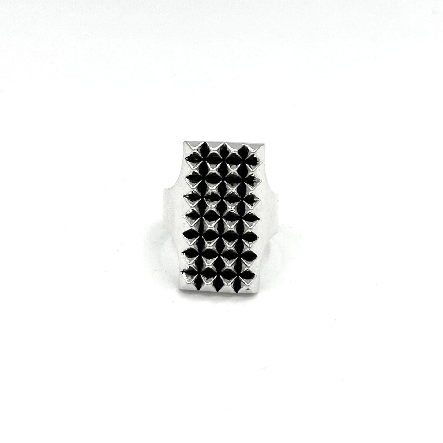 Beater Ring pm rings Precious Metals 