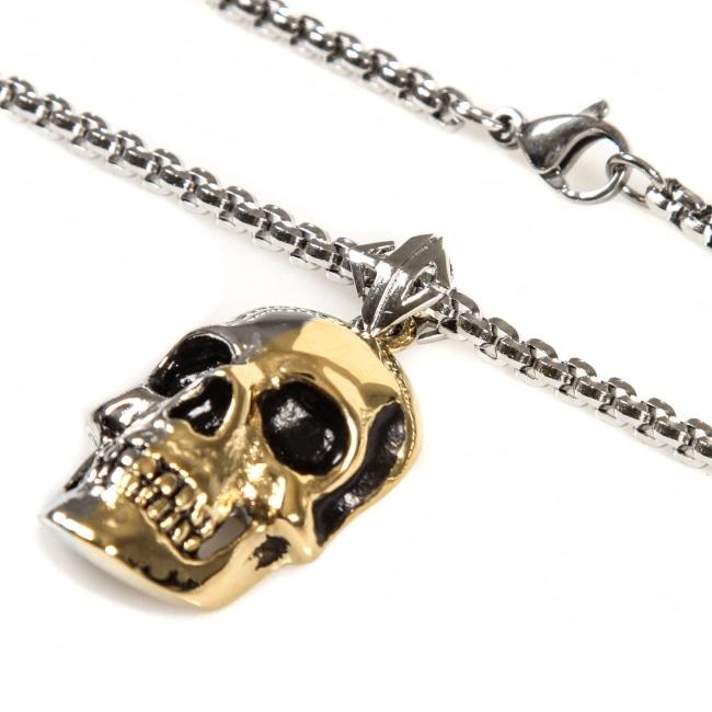 chain detail of the 2 tone skull pendant from the han cholo skulls collection