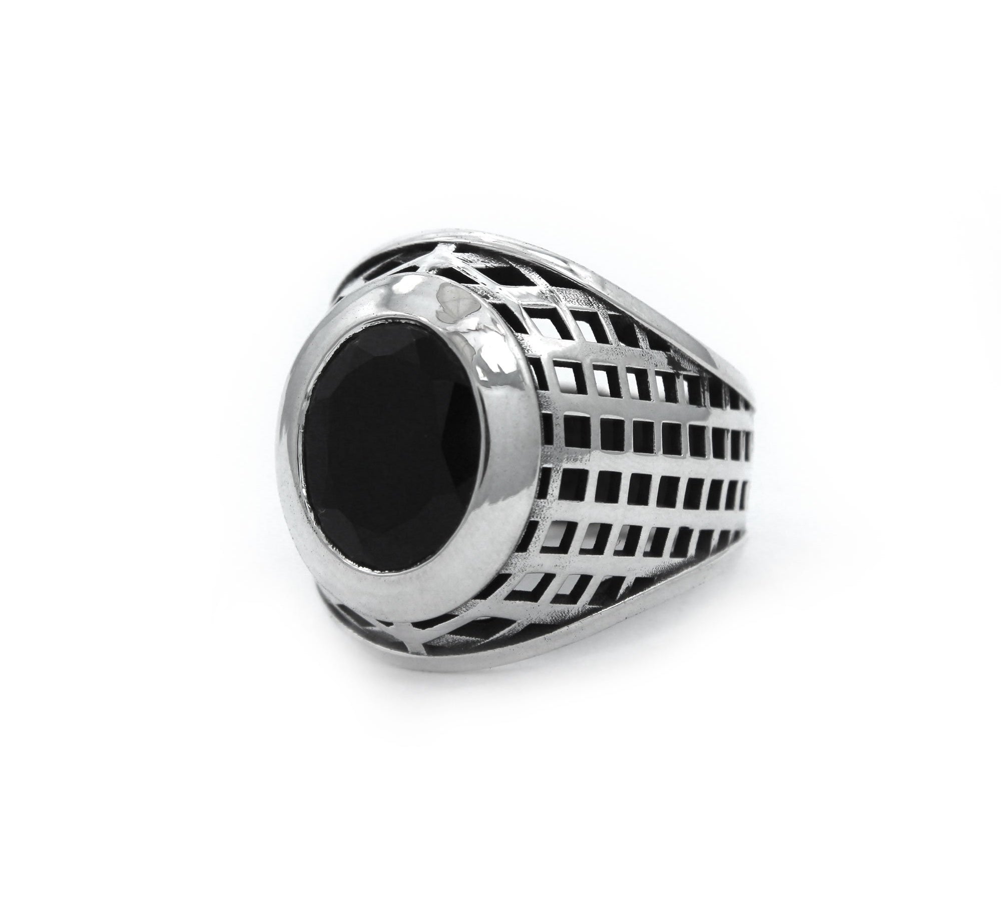 right angle of the Caged Class Ring in silver from the han cholo alien collection