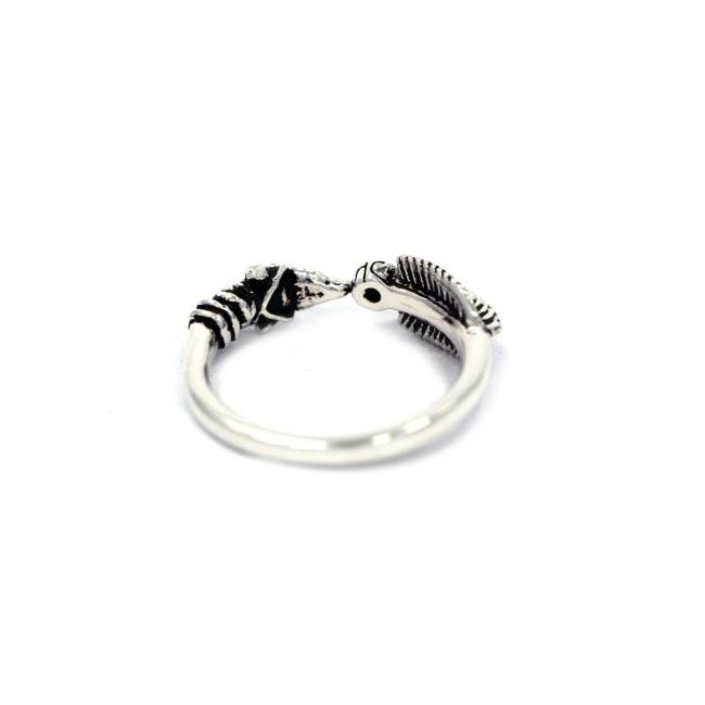 back of the Arrow Ring in silver from the han cholo precious metal collection