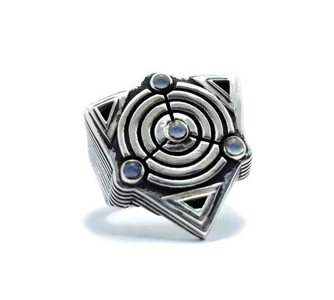 front of the Awoken Ring in silver from the han cholo alien collection