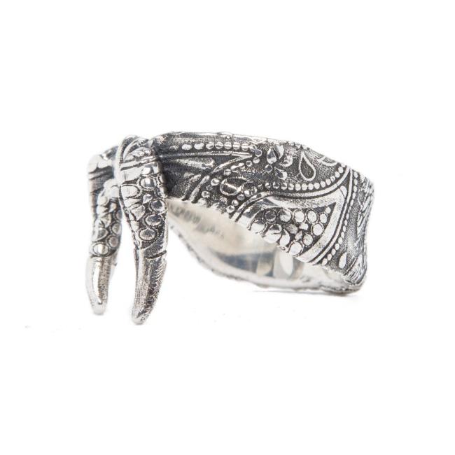 side view of the Bandana Ring in silver from the han cholo precious metal collection