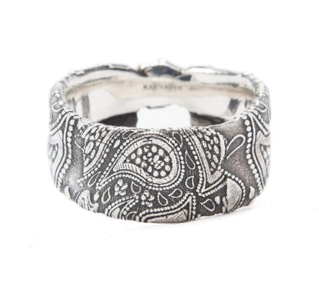 front of the Bandana Ring in silver from the han cholo precious metal collection