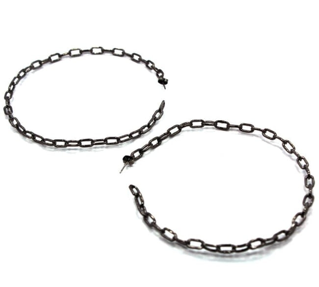 up close of the Big Chain Hoop Earrings in gunmetal from the han cholo shadow series