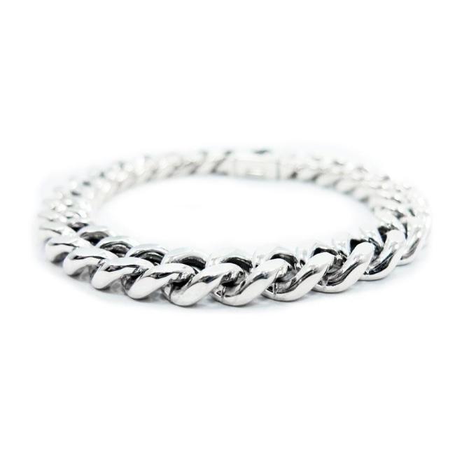 side detail of the Classified Chain Bracelet in silver from the han cholo alien collection
