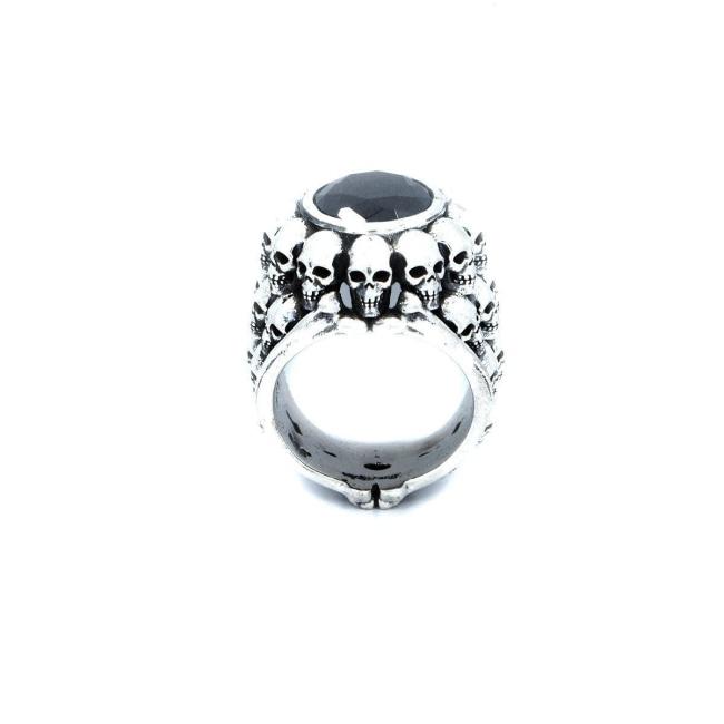 top of the Dead Ringer Ring in silver from the han cholo skulls collection