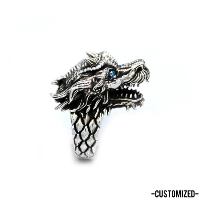 right side of the Dragon Ring in silver from the han cholo fantasy collection with blue eyes