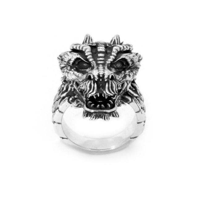 front of the Dragon Ring in silver from the han cholo fantasy collection