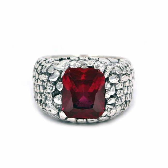 front of the Emperor Nugget Ring in silver from the han cholo fantasy collection