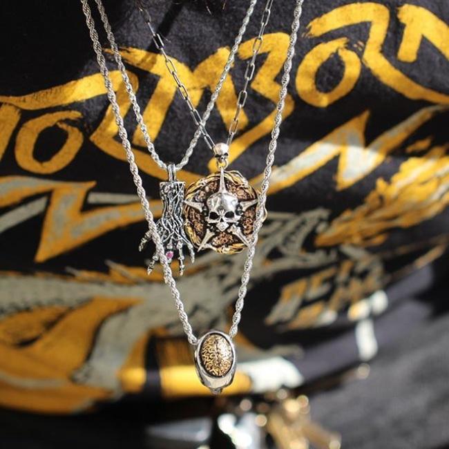 Faction Sigil Pendant Pm Necklaces