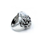 inner detail of the Future Human Ring in silver from the han cholo fantasy collection
