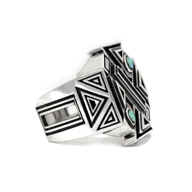 right side of the Future Primitive Ring in silver from the han cholo alien collection