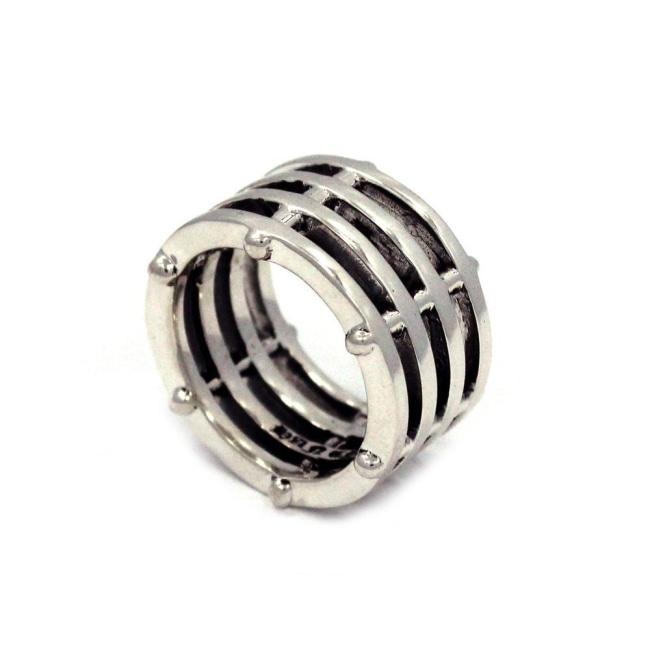 3/4 view of the Grill Ring in silver from the han cholo alien collection