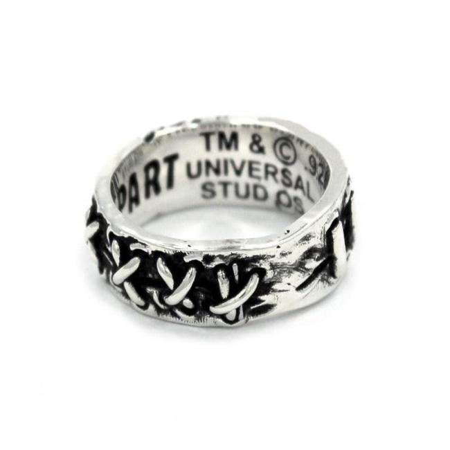 back view of the Her till death do us part ring from the universal monsters collection