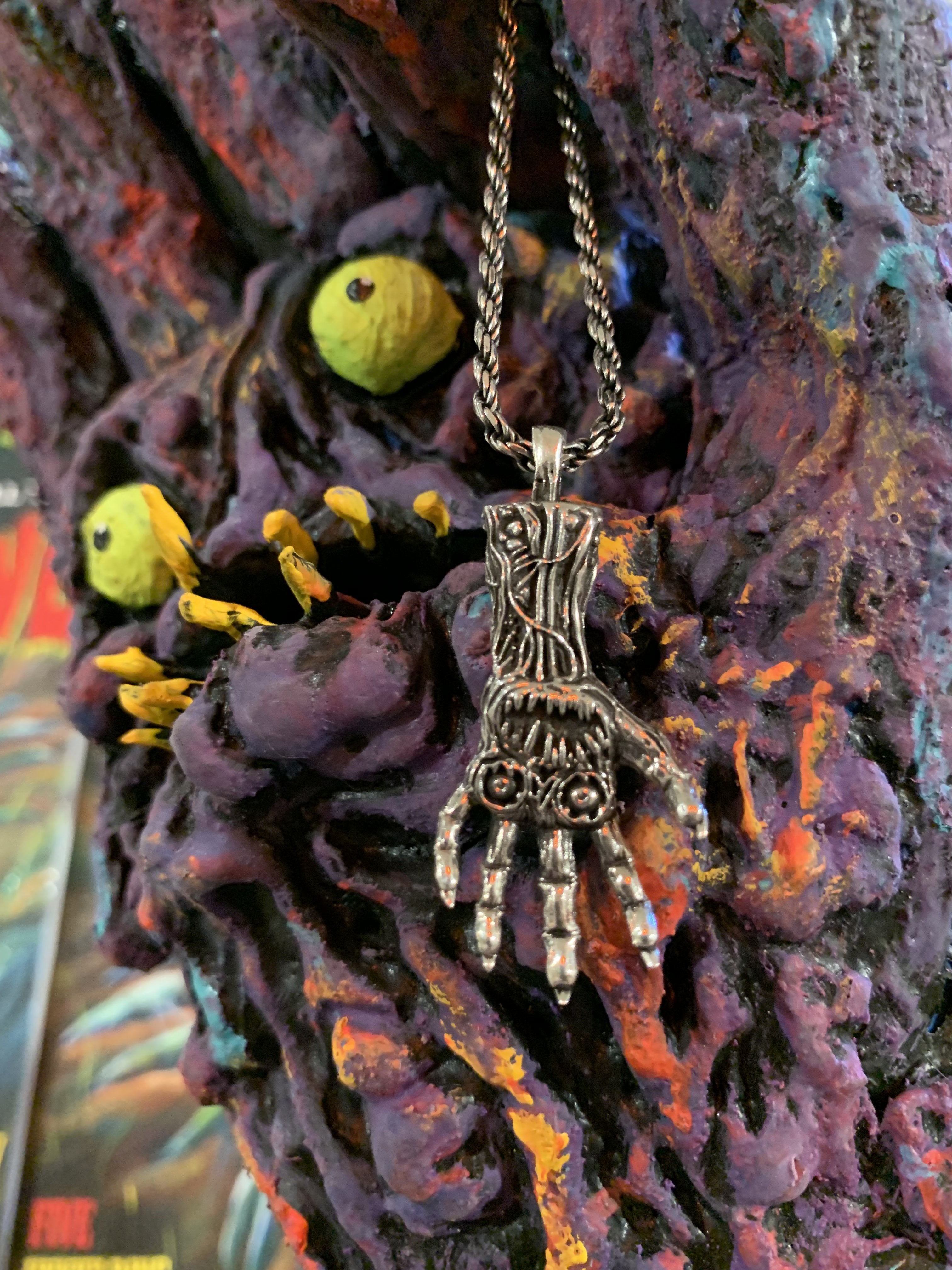 Skinner Rottin' Rollie Pendant pm necklaces Precious Metals 