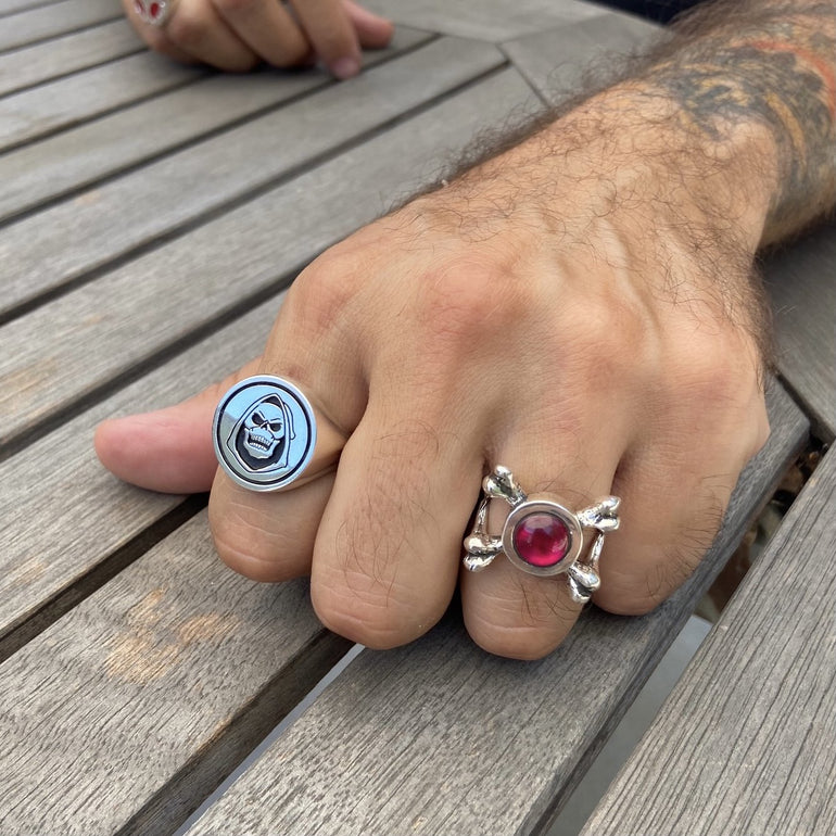 motu, masters of the universe ring, skeletor acessories, motu merch, skeleton ring