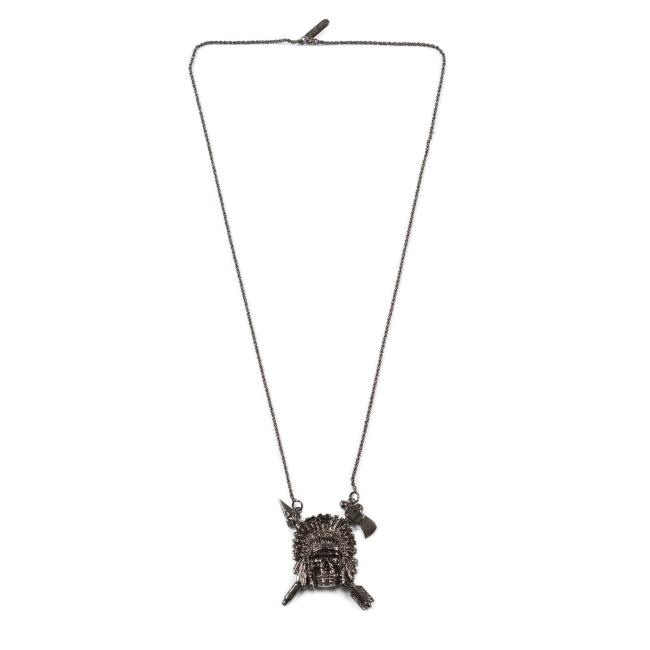 overshot of the Indian Chief Necklace in gnumetal from the han cholo skulls collection