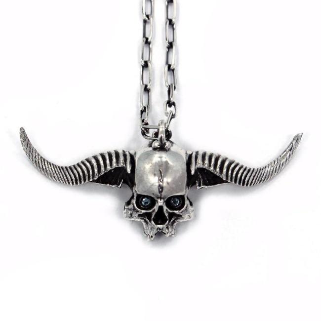 Oglavaeil The Executioner Pendant Pm Necklaces