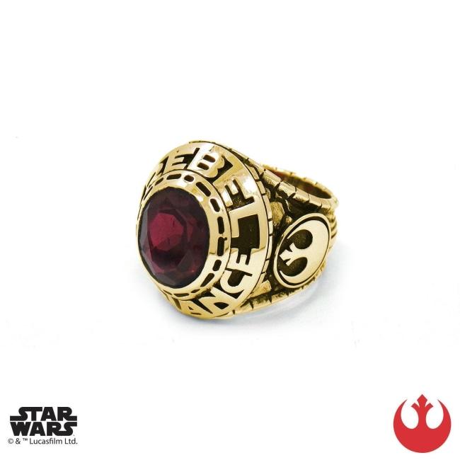  left angle of the Rebel Class Ring in gold from the han cholo star wars collection