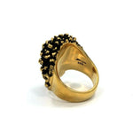 inner detail of the Sid Skull Ring in gold from the han cholo skulls collection