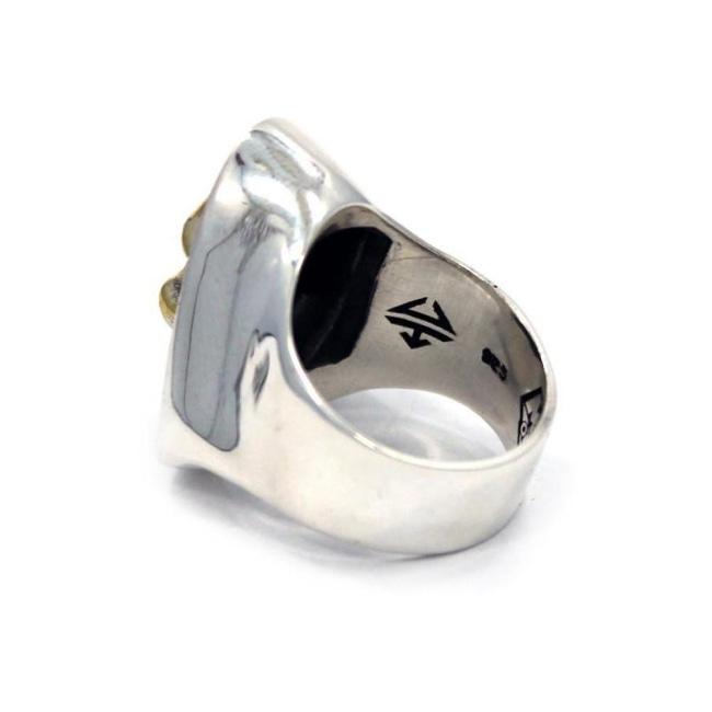 back angle of the Skeletor Ringfrom the masters of the universe jewelry collection