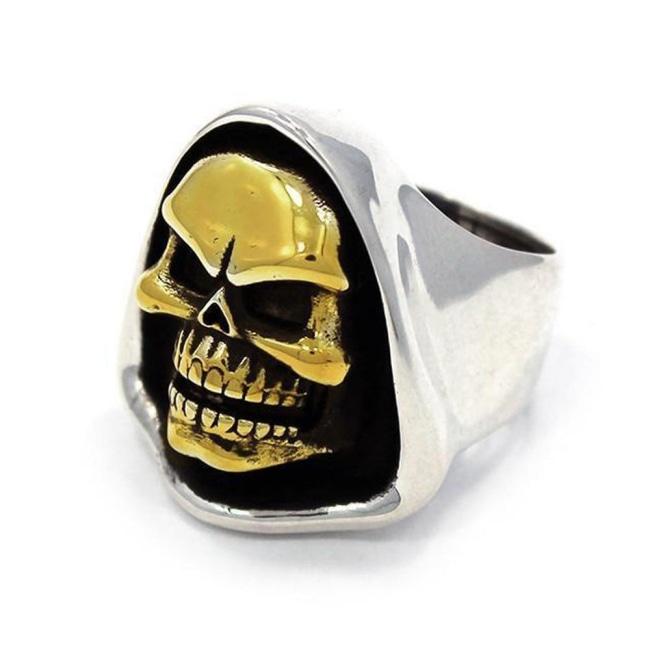 left side of the Skeletor Ring from the masters of the universe collection
