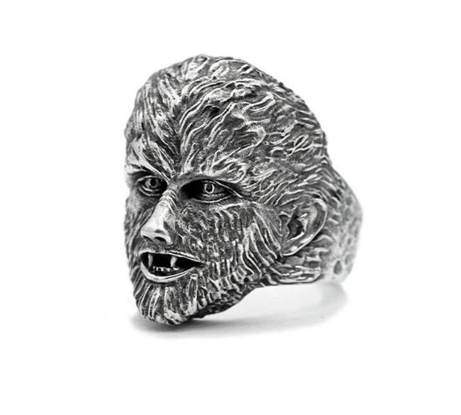 3/4 angle shot of the Wolfman Ring from the universal monsters jewelry collection