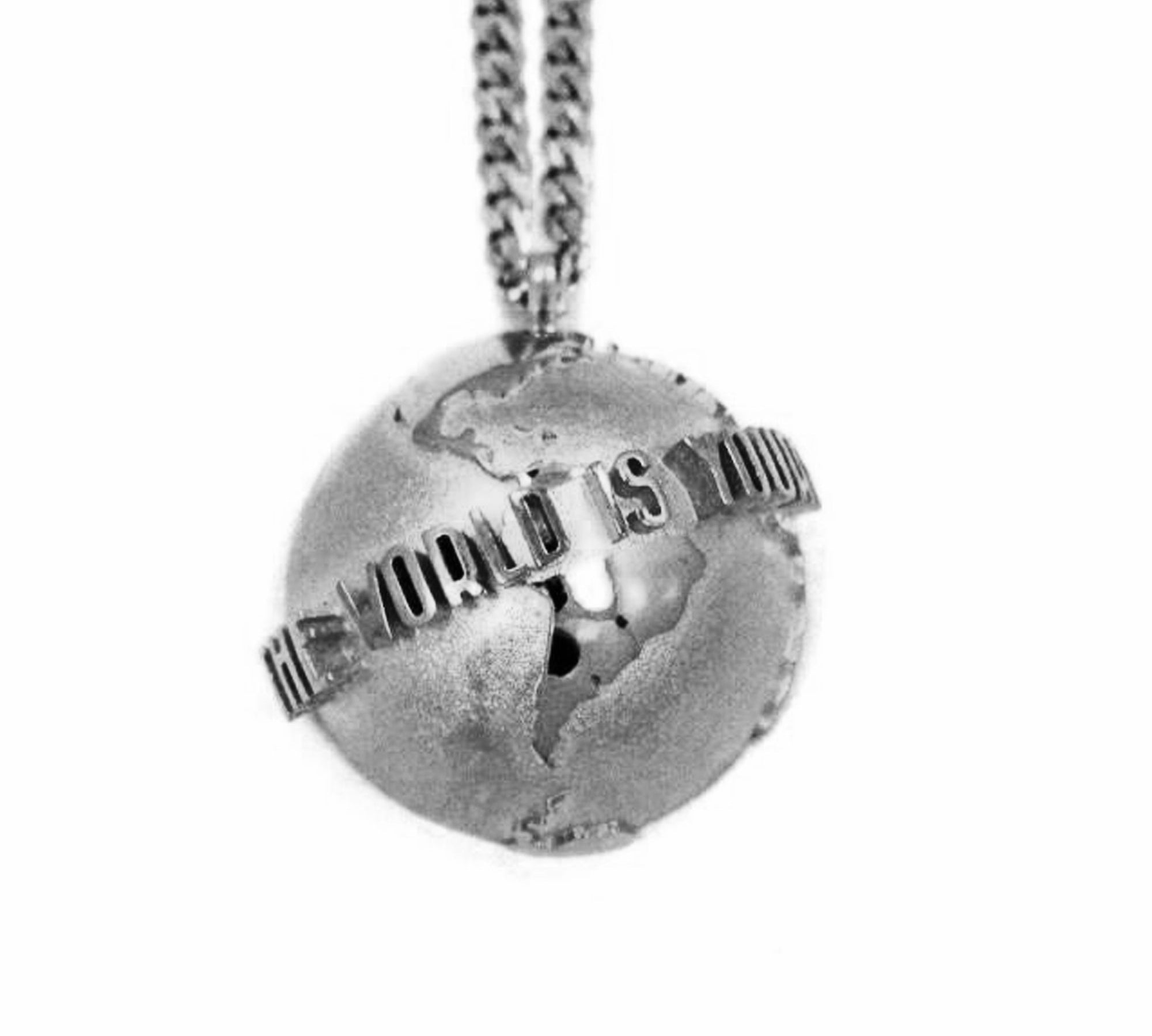 The World is Yours Pendant pm necklaces Precious Metals Sterling Silver .925 24" 